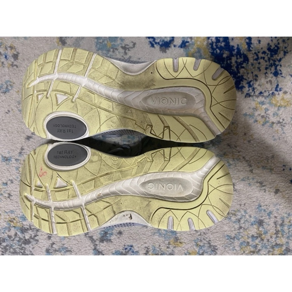 Vionic Endure Size 9.5‎ Walking Shoe Sneaker Light Gray Women's 9 1/2 Pre-Owned - Picture 6 of 11